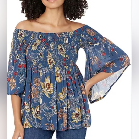 Angie Smocked Baby Doll Floral Bell Sleeve Blouse - Picture 11 of 11